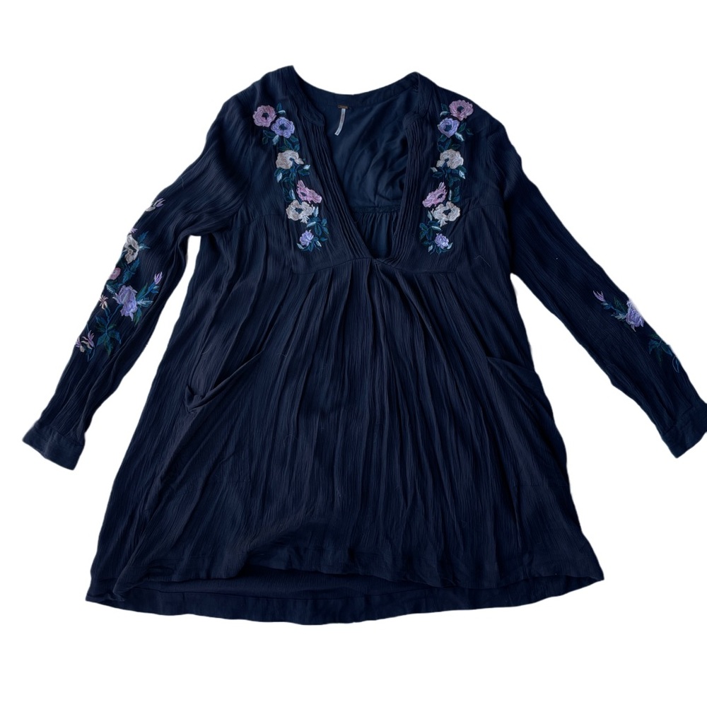 Free People Black Floral Embroidered Tunic Large